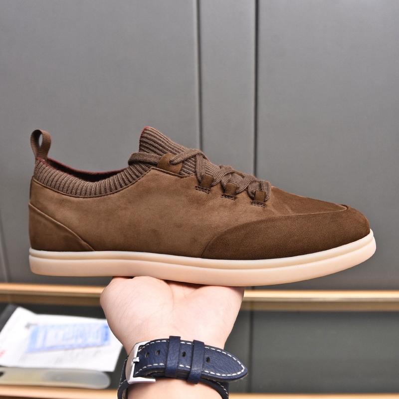 Pra*a casual shoes